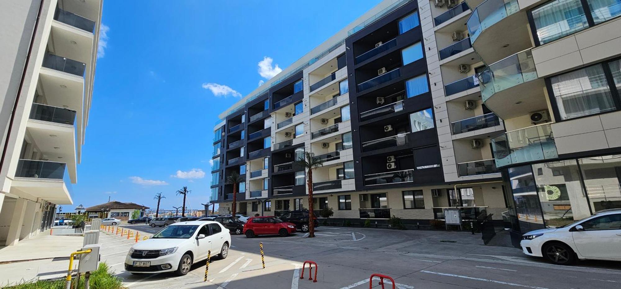 Luxury Aparthotel Promenada In Building Stefan Prima Linie La Mare Năvodari Kültér fotó